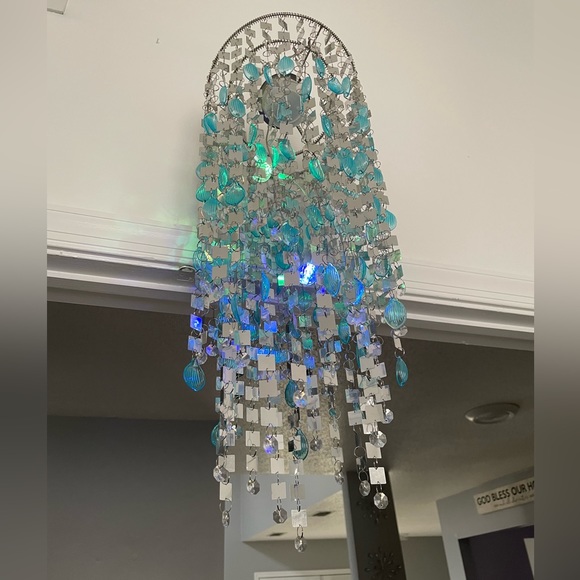 Mini Chandelier - Picture 3 of 3